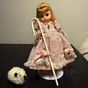 Madame Alexander Mary Had A Little Lamb Doll